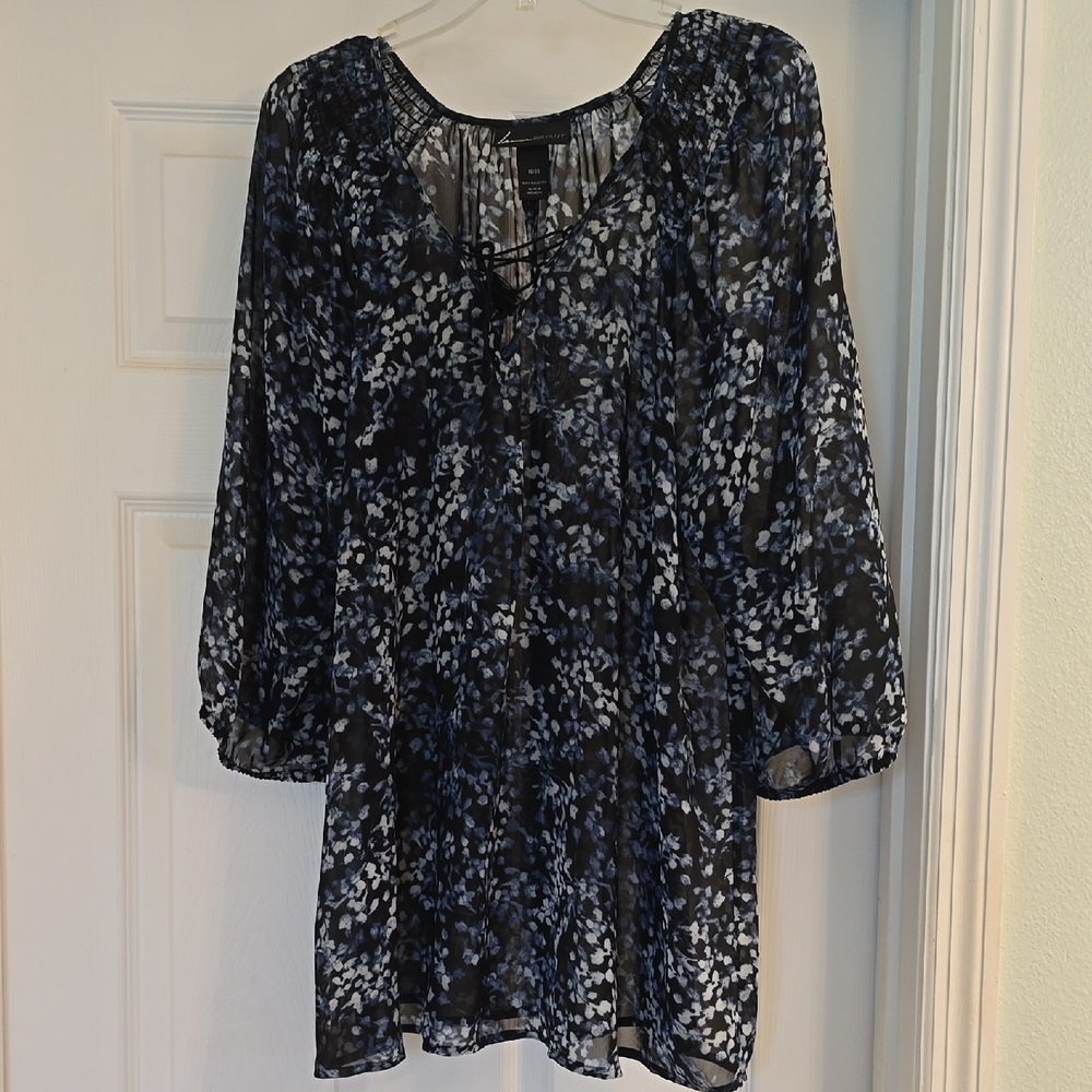 Lane Bryant Blue and White Graphic Tunic Blouse